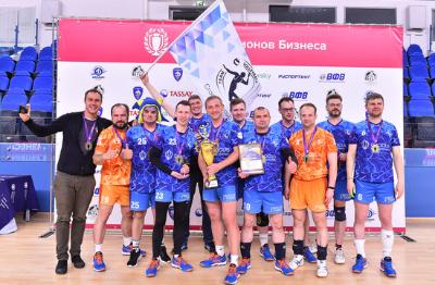 Сборная Crocus Group по волейболу: чемпионство и лучшая группа поддержки чемпионата «Лига Чемпионов Бизнеса»